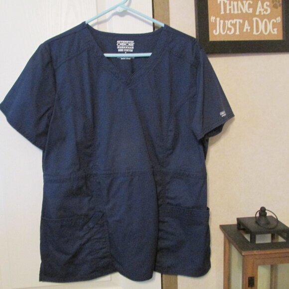 Matching Scrub Set - Picture 1 of 9